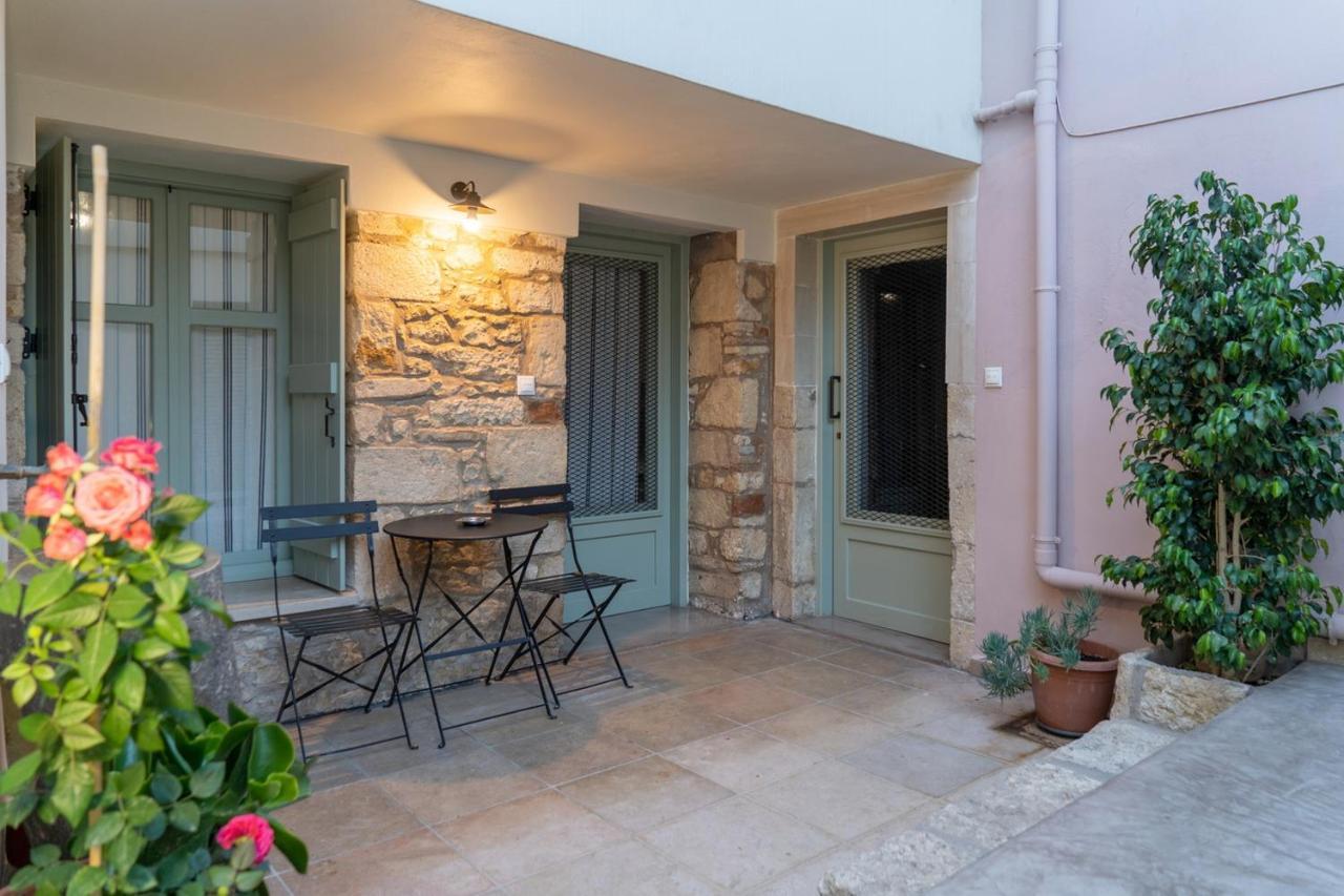 Quattro Domus Townhouse 3 Lägenhet Heraklion Exteriör bild